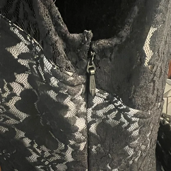 Women's Chi Chi London Black & White Lace Mini Dress Plus Size 18 - Picture 11 of 13